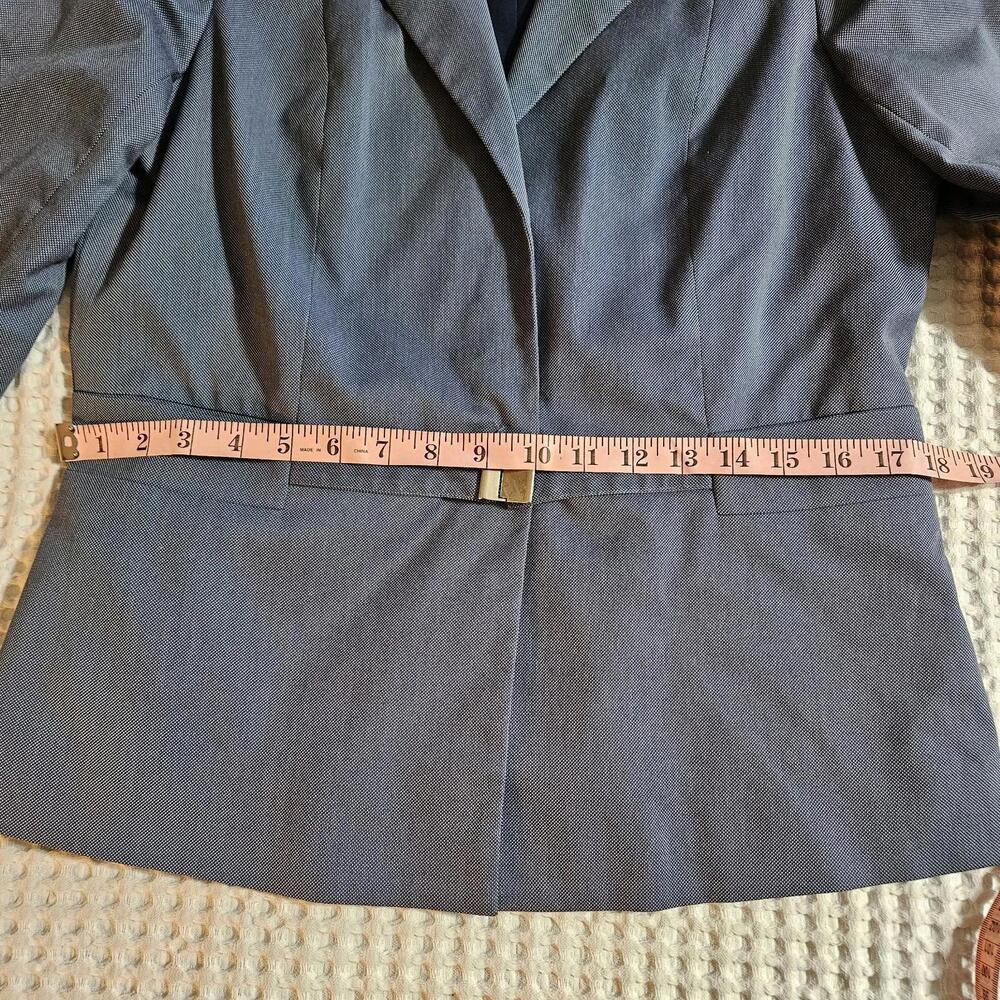 Doncaster Women's Blue 2 Pc Sz 10 Blazer & Sz 10P Pants Suit Business Career Set - Picture 2 of 16